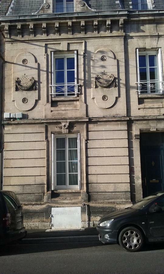 La Tour De Lavalette Panzió Angoulême Kültér fotó